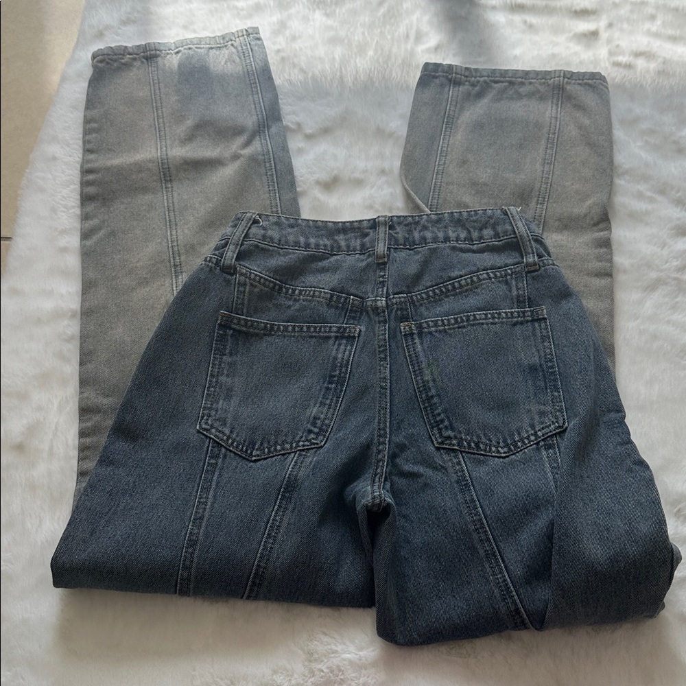 Women's Blue Jeans - Picture 2 of 3